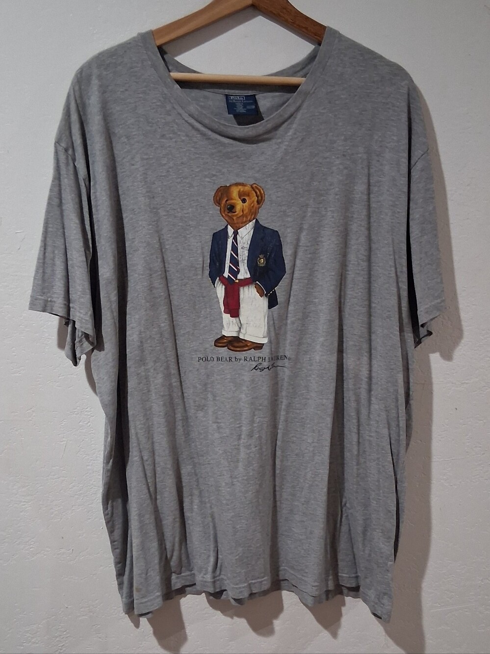 Vintage Polo by Ralph Lauren Men’s Gray Bear Graphic Tee